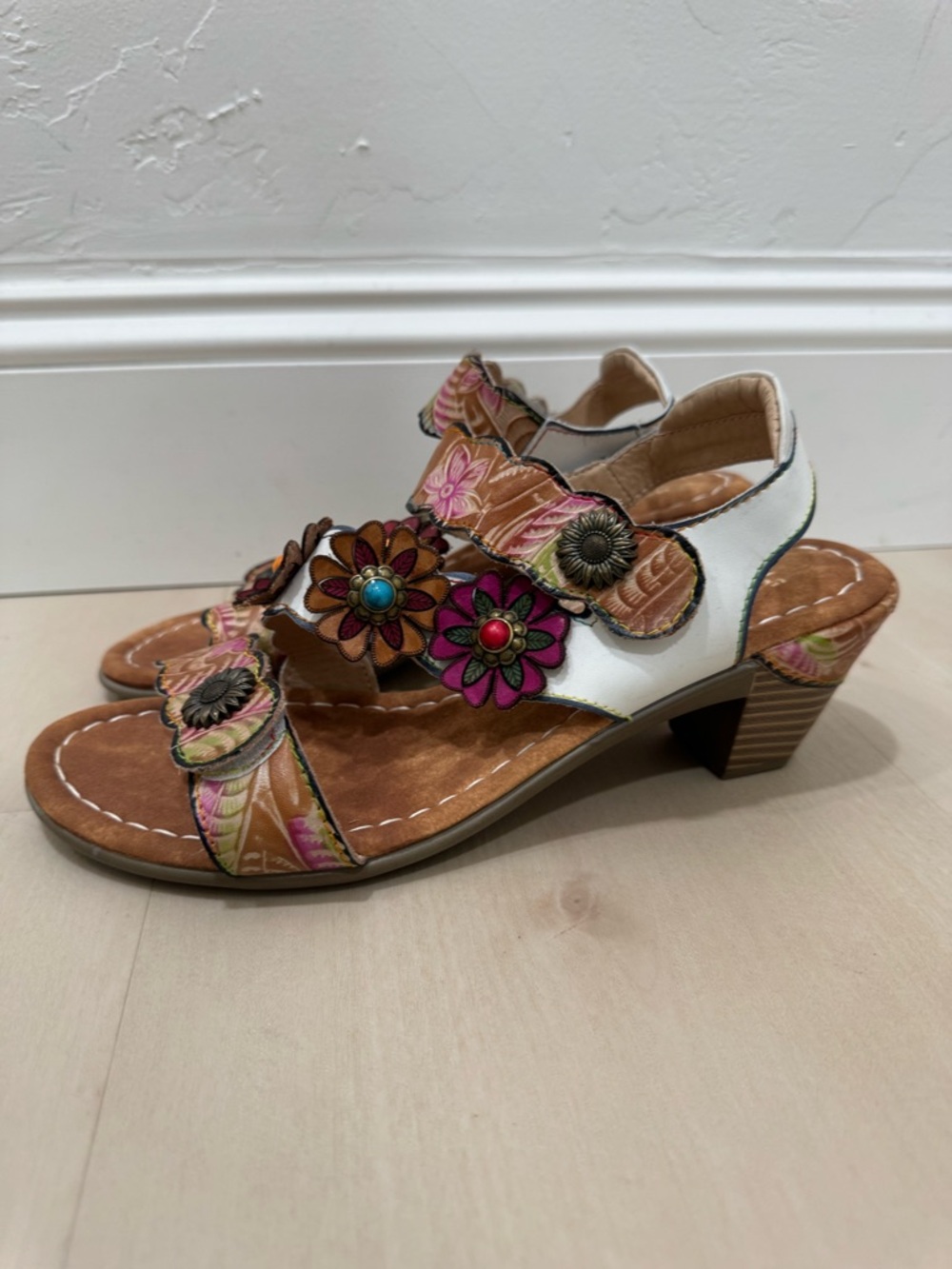 Spring Step White Multicolor Floral Leather Sandals - Picture 11 of 16